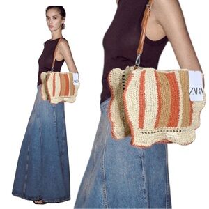 Zara Womens Shoulder Bag Woven Handbag striped Bag Orange Beige Tan ruffles tote